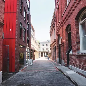 Historic Charm In Bc's Waddington Alley , Victoria Canada